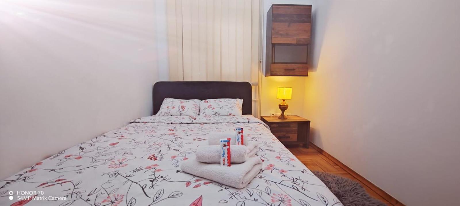 Lux Apartment Rose 2 60M2 크라구예바츠 외부 사진